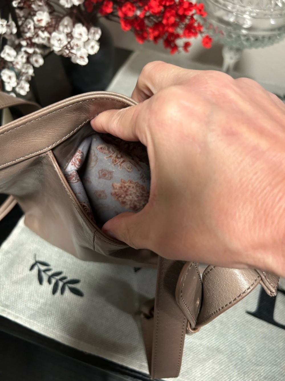HOBO Taupe Leather Crossbody with Matching Taupe Wallet - Picture 10 of 16
